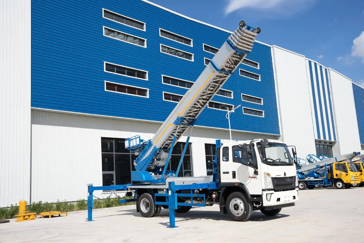 枣庄薛城小型云梯车上料车租赁多少钱
